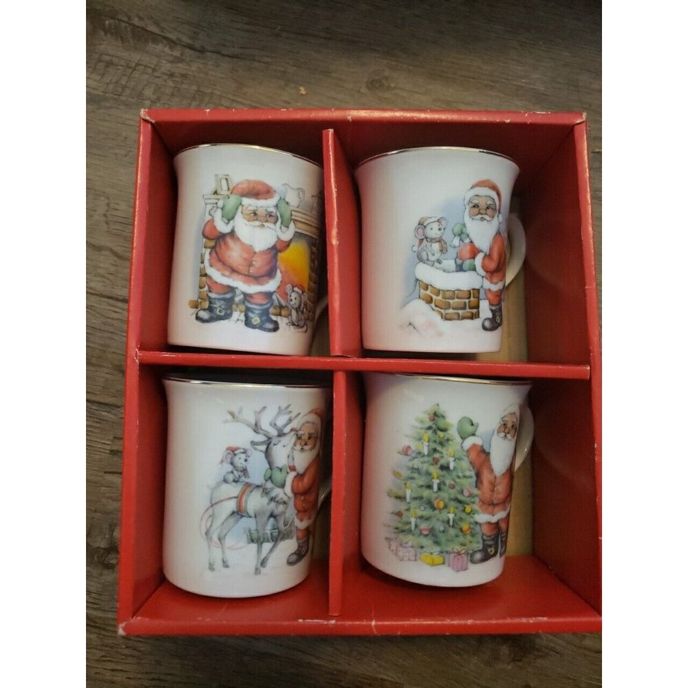 Lot of 4 Vtg MCM Mid Century Modern Macy's Santa Claus Christmas Mugs Japan